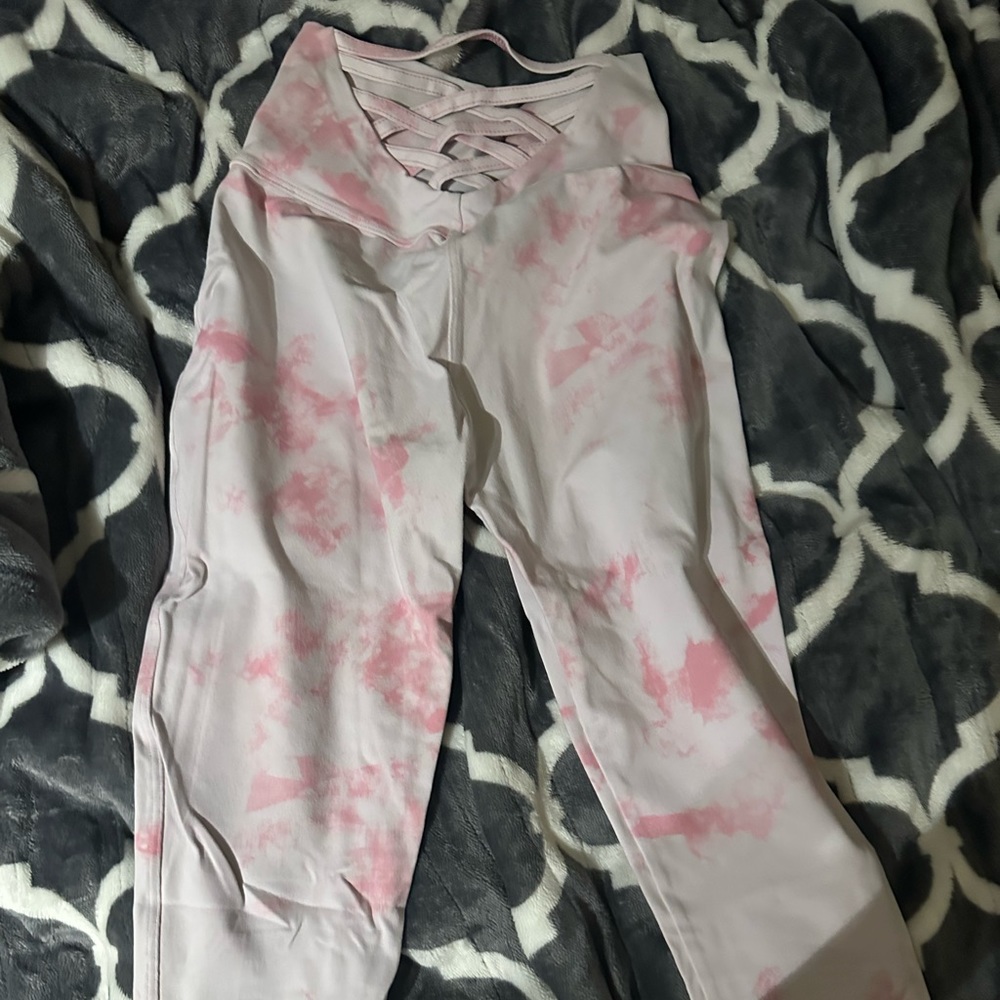 Athletic leggings